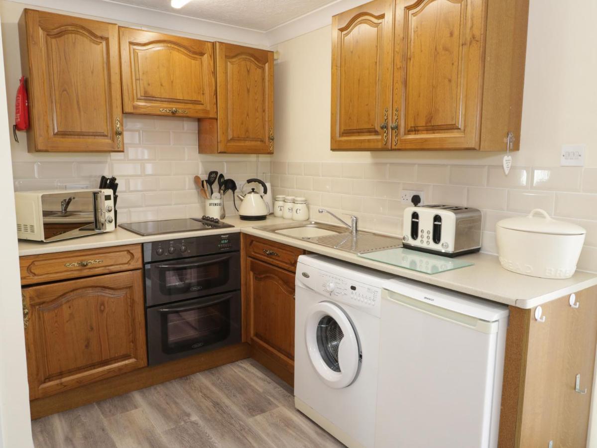 Bodegri Cottage Llanfflewyn 외부 사진